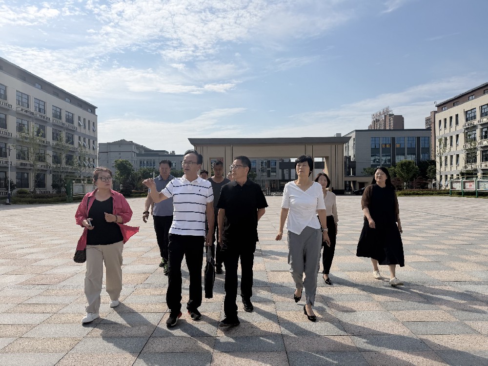 内蒙古巴彦淖尔市临河区政协来桐调研